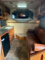 2004 Elite 14' Living Quarters Bunk Bed 4 Horse Trailer - Image 19